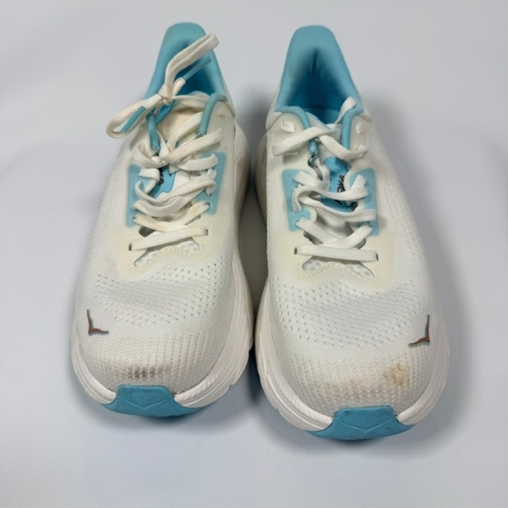 Hoka Arahi 7 Womens Running Shoes White Sky Blue 8B 1137231 FTRS